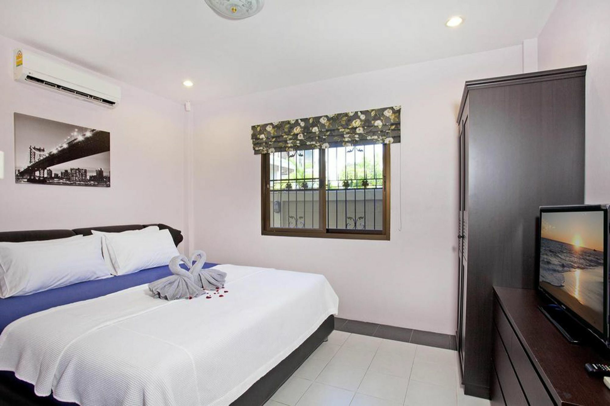 Pool Villa Tanzanite Near Walking Street Pattaya Ngoại thất bức ảnh